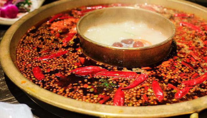 中国六大特色美食城市去ayx爱游戏过一遍人生无憾(图2)