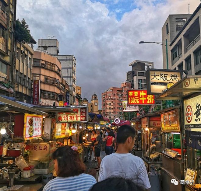 全国最好吃的5条小吃街没逛过就可惜了(图1)